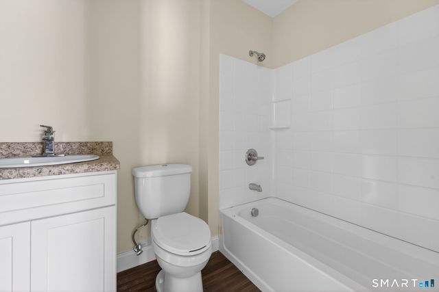 570 Zion Street, Hartford, CT 06106