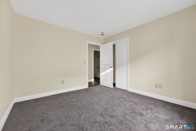 570 Zion Street, Hartford, CT 06106