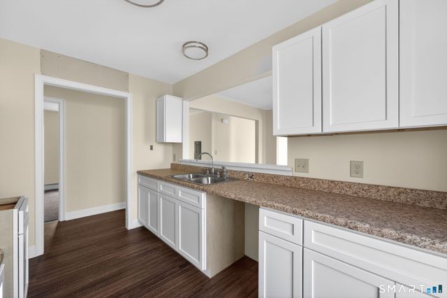 570 Zion Street, Hartford, CT 06106