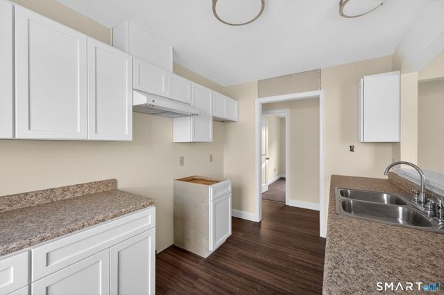 570 Zion Street, Hartford, CT 06106