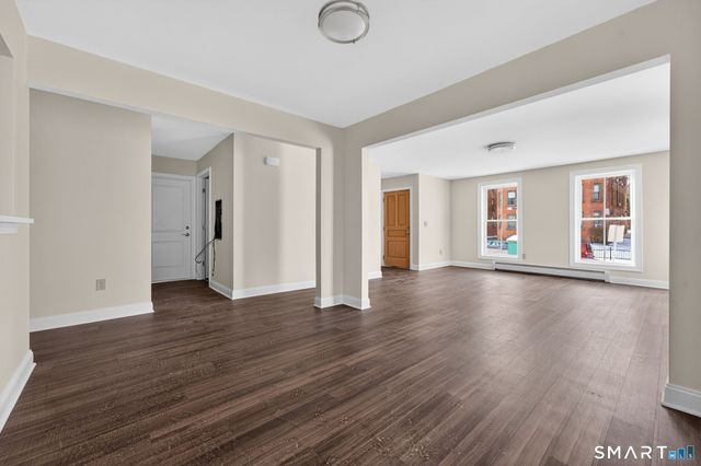 570 Zion Street, Hartford, CT 06106