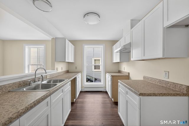 570 Zion Street, Hartford, CT 06106