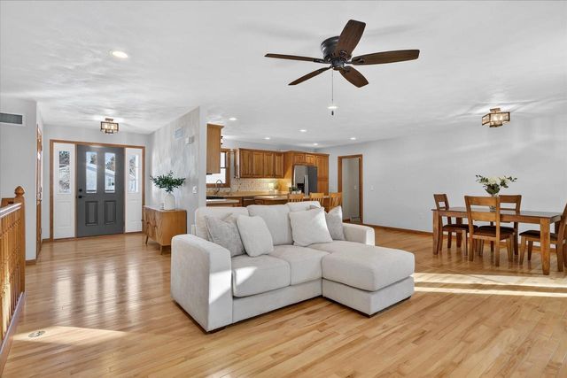 60 Spruce Street, Edgerton, WI 53534