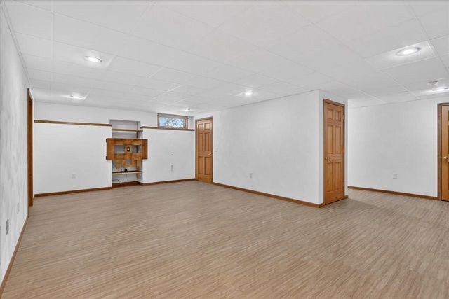 60 Spruce Street, Edgerton, WI 53534