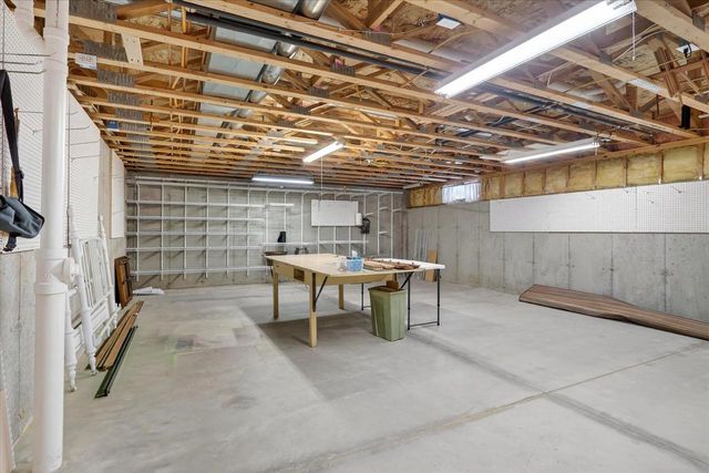 60 Spruce Street, Edgerton, WI 53534