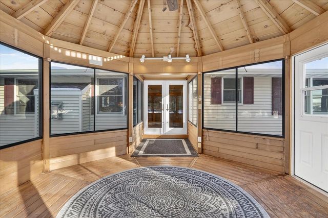 60 Spruce Street, Edgerton, WI 53534