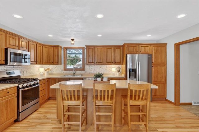 60 Spruce Street, Edgerton, WI 53534