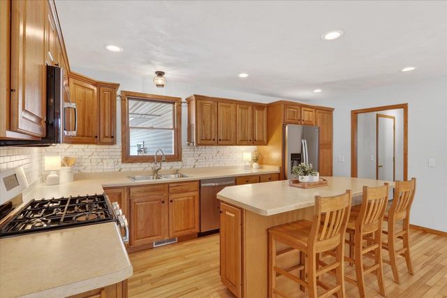 60 Spruce Street, Edgerton, WI 53534