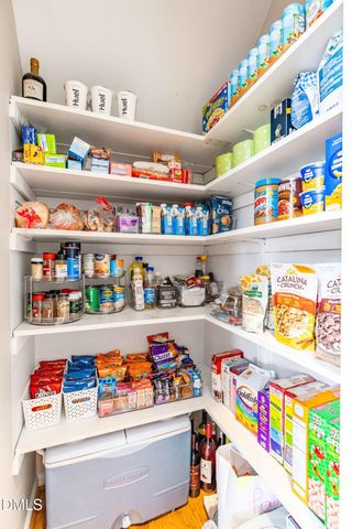 2016 Ambrose Park Lane, Cary, NC 27518