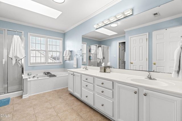 2016 Ambrose Park Lane, Cary, NC 27518