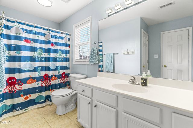 2016 Ambrose Park Lane, Cary, NC 27518