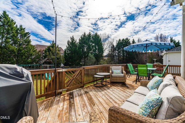 2016 Ambrose Park Lane, Cary, NC 27518