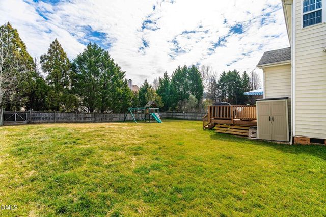 2016 Ambrose Park Lane, Cary, NC 27518