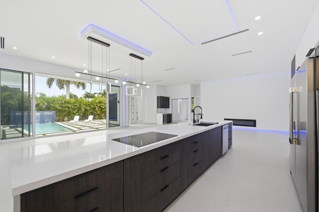 1629 NE 1st Avenue, Fort Lauderdale, FL 33305