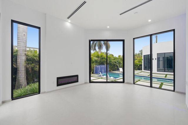 1629 NE 1st Avenue, Fort Lauderdale, FL 33305