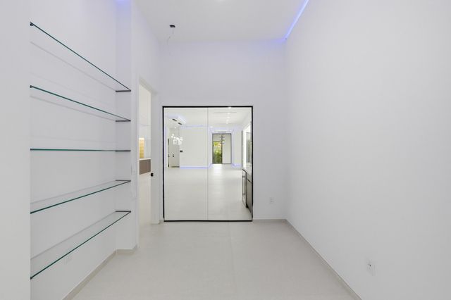 1629 NE 1st Avenue, Fort Lauderdale, FL 33305