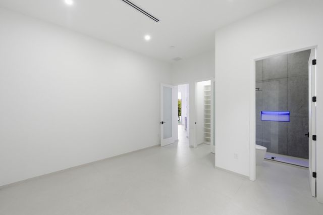 1629 NE 1st Avenue, Fort Lauderdale, FL 33305