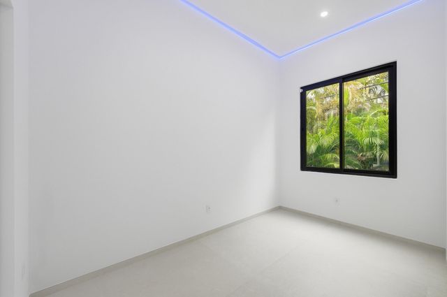 1629 NE 1st Avenue, Fort Lauderdale, FL 33305