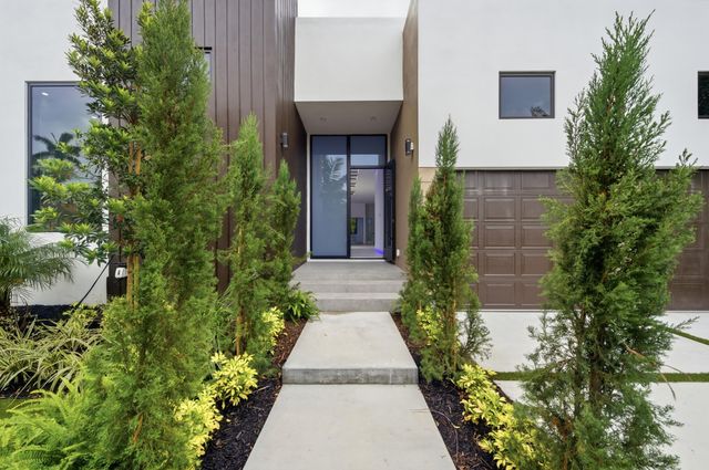 1629 NE 1st Avenue, Fort Lauderdale, FL 33305