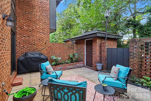 5811 Sharon Road C, Charlotte, NC 28210