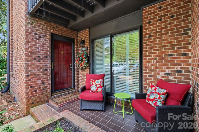 5811 Sharon Road C, Charlotte, NC 28210