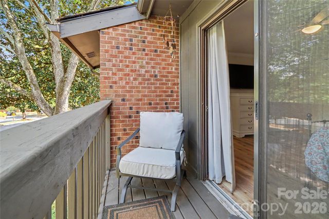 5811 Sharon Road C, Charlotte, NC 28210