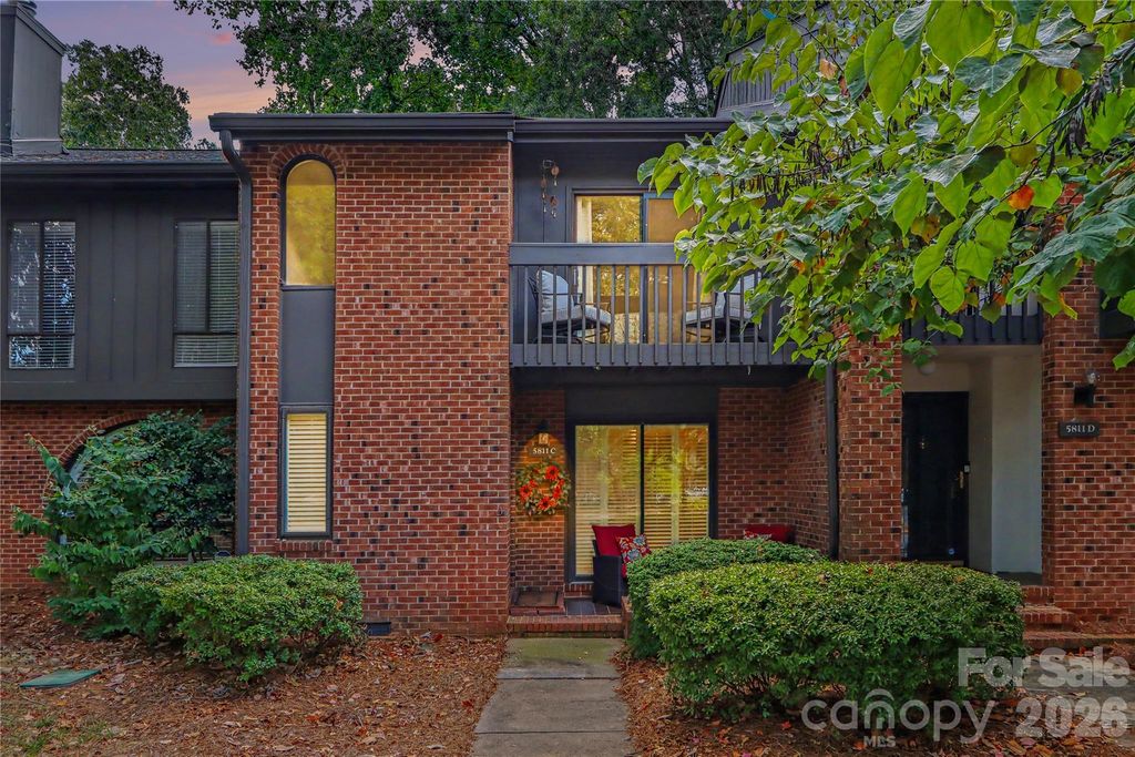 5811 Sharon Road C, Charlotte, NC 28210