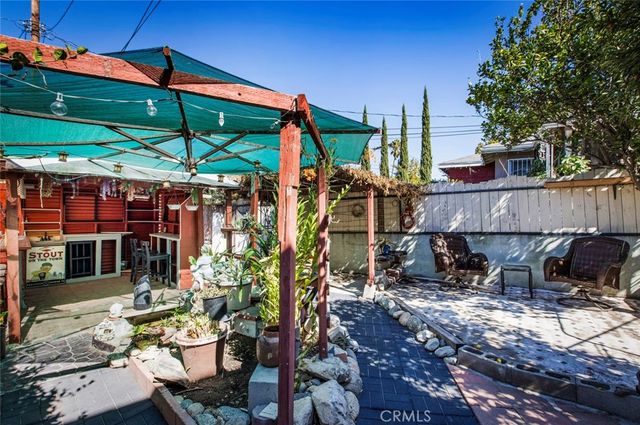 383 S Avenue 52, Highland Park, CA 90042