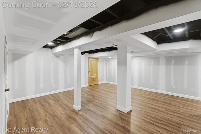 32306 Baintree Road, Farmington Hills, MI 48334