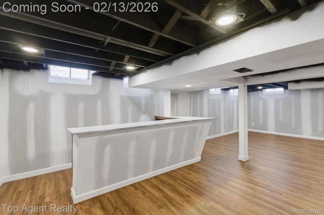 32306 Baintree Road, Farmington Hills, MI 48334