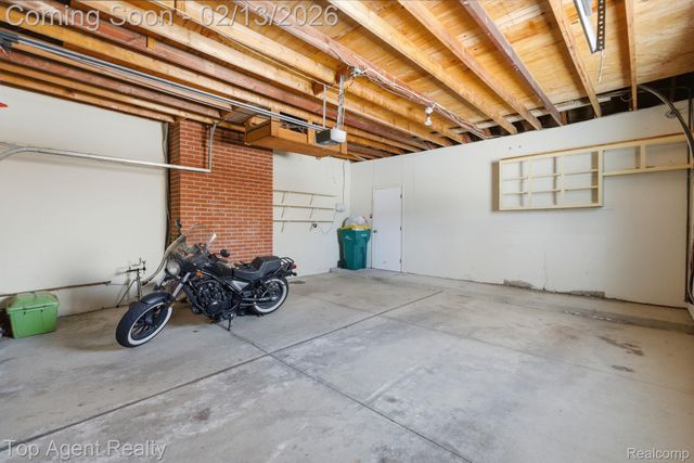 32306 Baintree Road, Farmington Hills, MI 48334