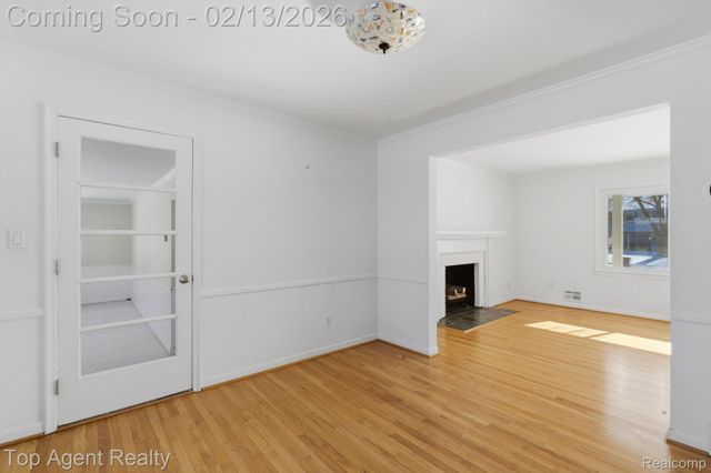 32306 Baintree Road, Farmington Hills, MI 48334