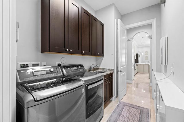 6375 Bellamalfi St, Boca Raton, FL 33496