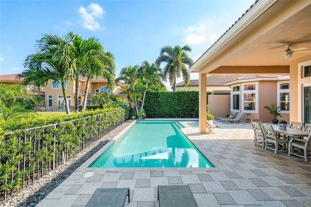 6375 Bellamalfi St, Boca Raton, FL 33496