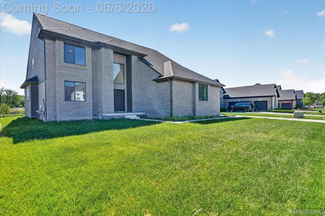 54598 Deadwood Lane, Shelby Charter Township, MI 48316