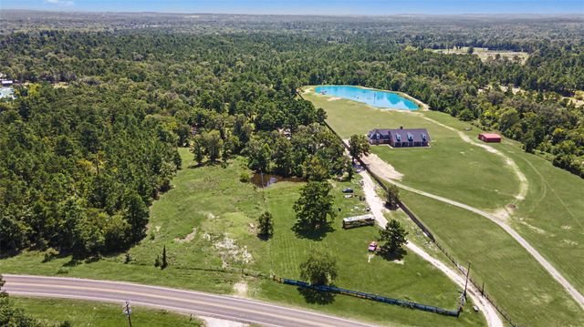 38 Fm 3454, Huntsville, TX 77320