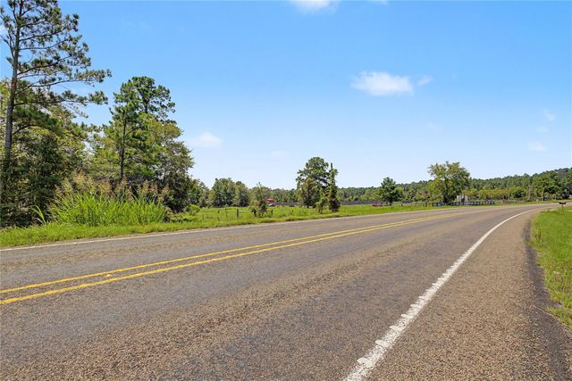 38 Fm 3454, Huntsville, TX 77320