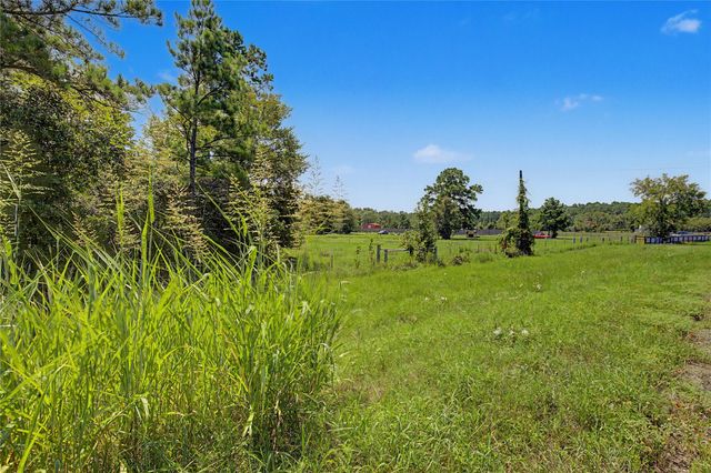 38 Fm 3454, Huntsville, TX 77320