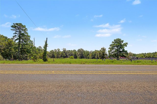 38 Fm 3454, Huntsville, TX 77320