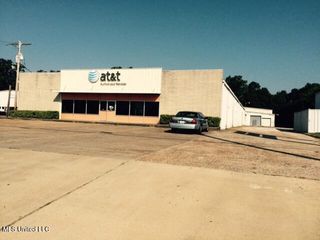 260 Sgt Prentiss Drive, Natchez, MS 39120