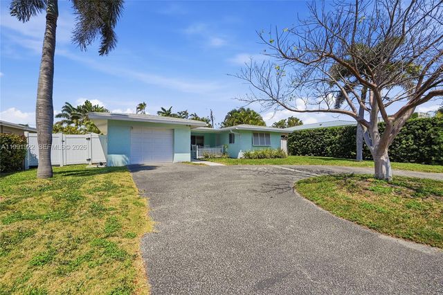 2725 SE 2nd Ct, Pompano Beach, FL 33062