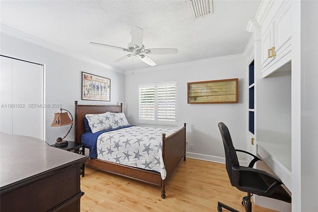 2725 SE 2nd Ct, Pompano Beach, FL 33062