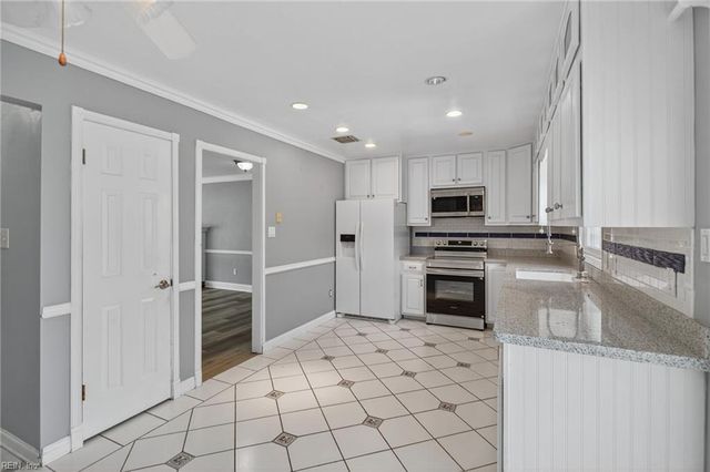 1901 Haviland DR, Virginia Beach, VA 23454