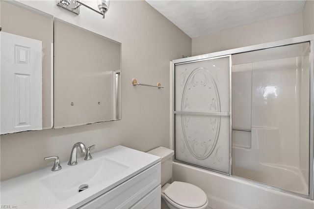 1901 Haviland DR, Virginia Beach, VA 23454