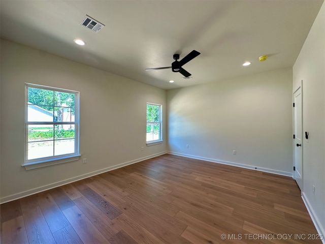 12443 Longboard Loop, Kingston, OK 73439