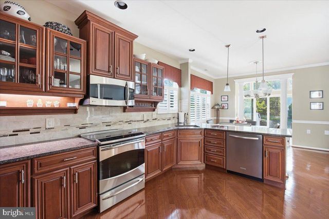 27 MITCHELL CT, Marlton, NJ 08053