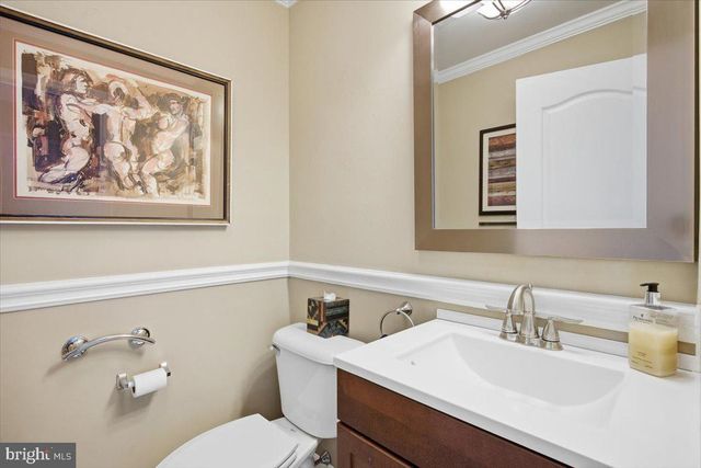 27 MITCHELL CT, Marlton, NJ 08053
