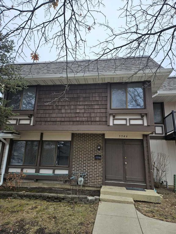 5546 Carmel Drive 5546, Hanover Park, IL 60133