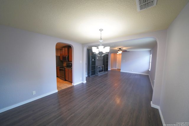 523 Diana, Converse, TX 78109