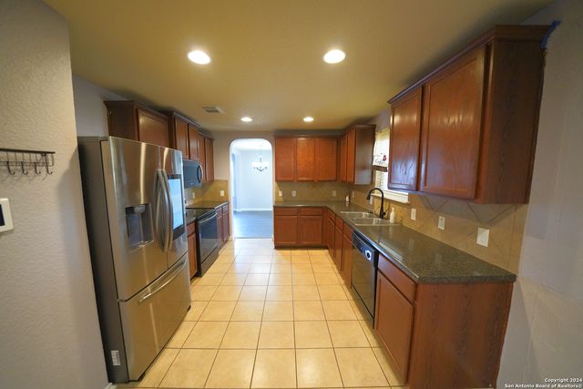 523 Diana, Converse, TX 78109